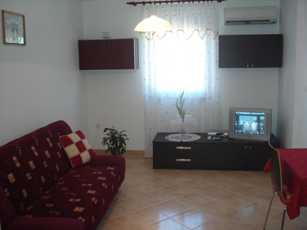 Apartments Buzleta II Fažana Chambre photo